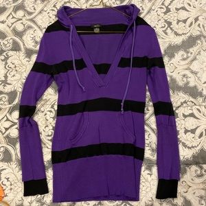 Long sleeve hooded sweatshirt